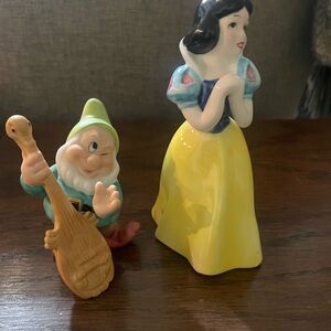 Disney Snow White and Dwarf Figurine Set -